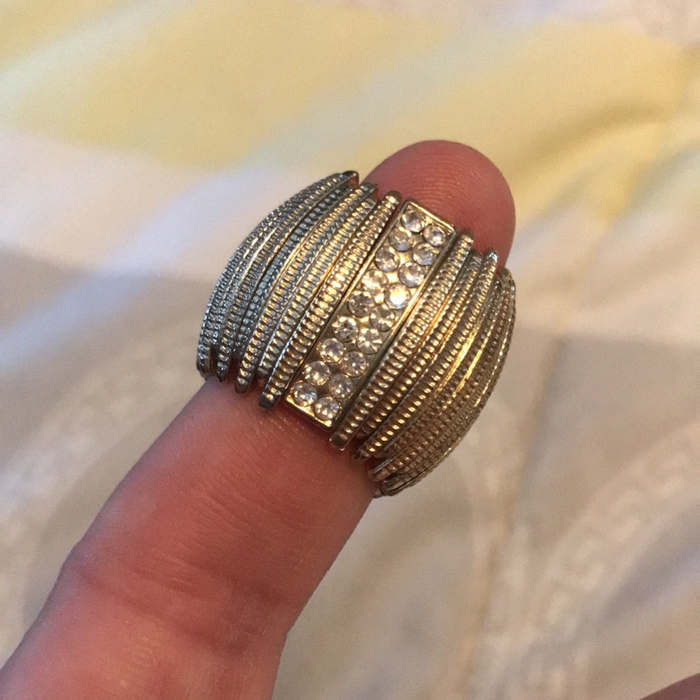 Bold stretch ring - Picture 3 of 8